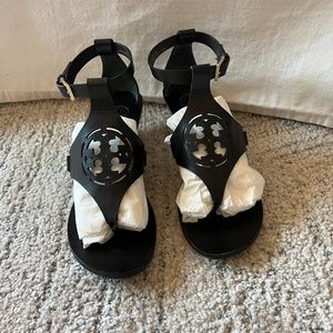 Tory Burch Zoey Wedge sz 6.5-7 black sandal